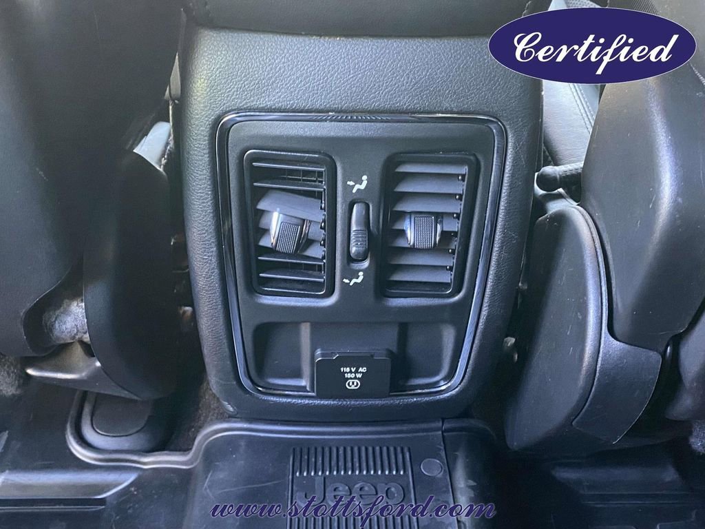 Used 2020 Jeep Grand Cherokee Altitude AWD/4WD image 11