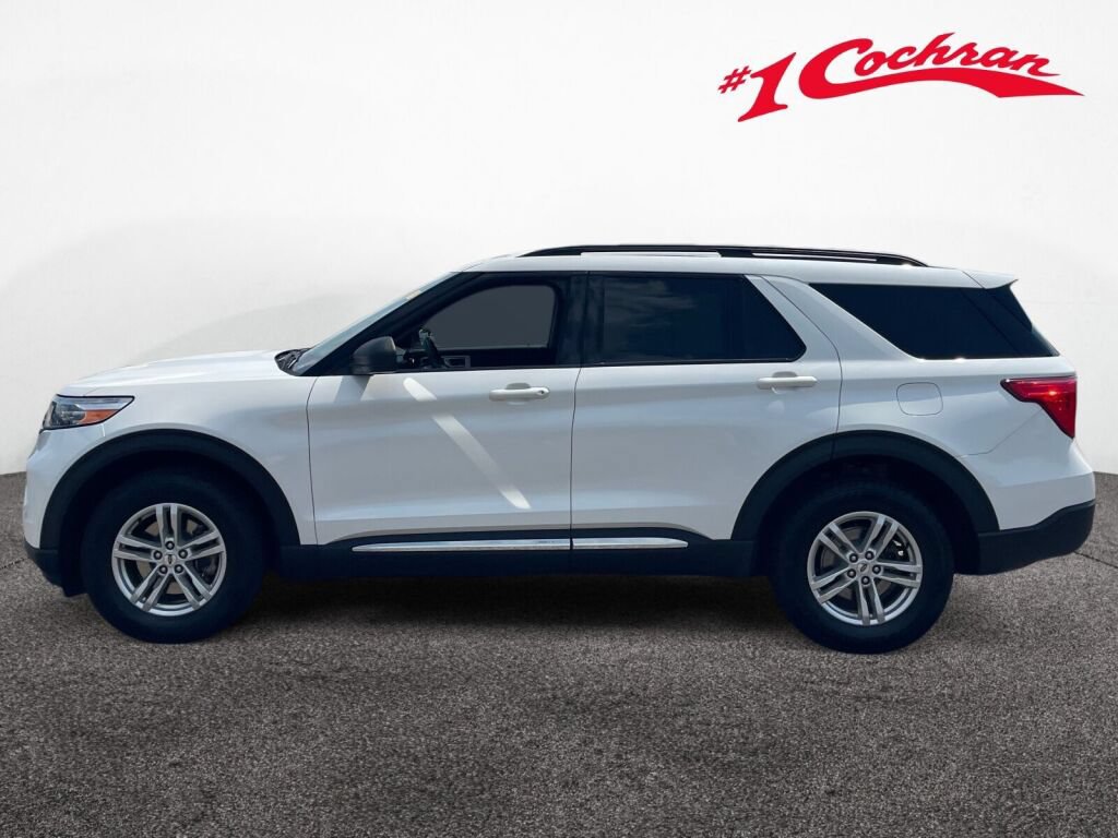 Certified 2023 Ford Explorer XLT w/ Equipment Group 202A AWD/4WD image 25