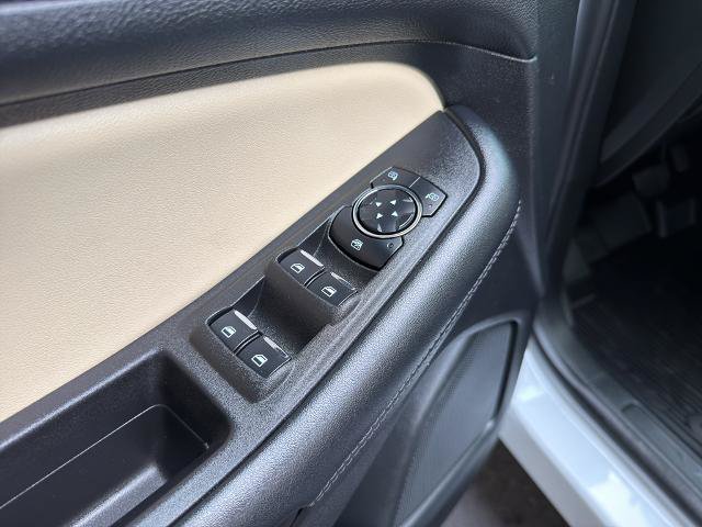 Certified 2024 Ford Edge SEL w/ Convenience Package AWD/4WD image 17