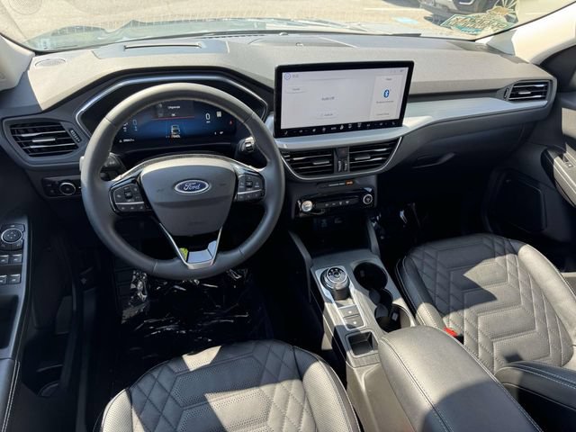 Certified 2023 Ford Escape SE w/ PHEV Premium Package FWD image 20
