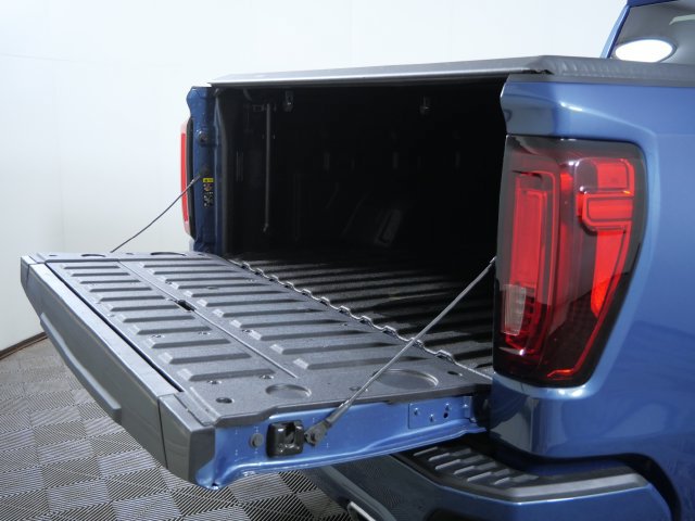 Used 2024 GMC Sierra 1500 Denali AWD/4WD image 9