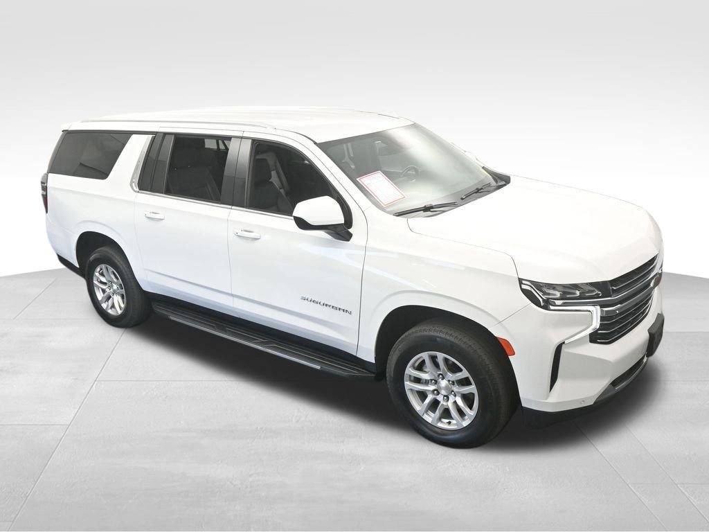Used 2023 Chevrolet Suburban LT image 2