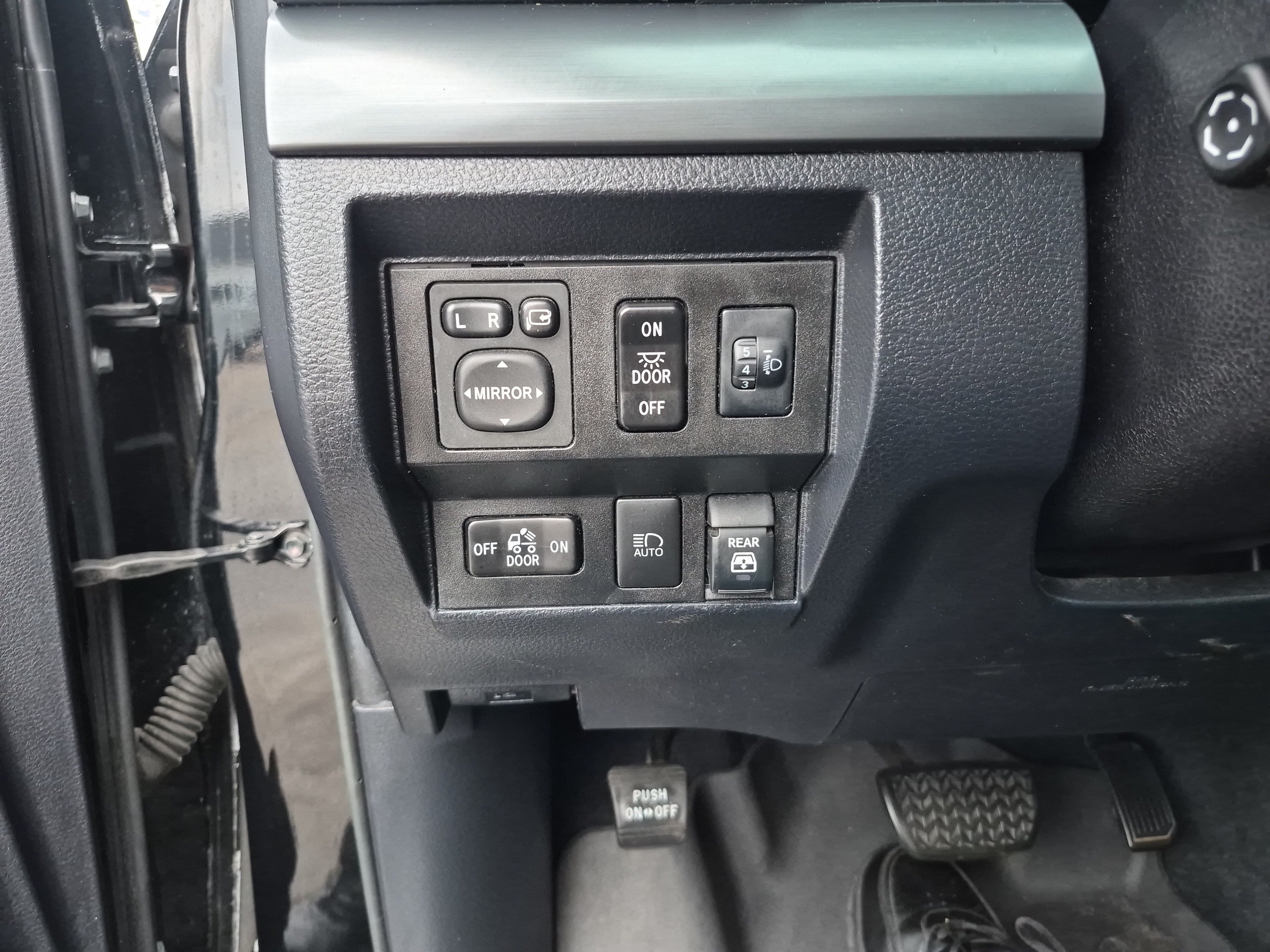 Used 2020 Toyota Tundra Platinum AWD/4WD image 24