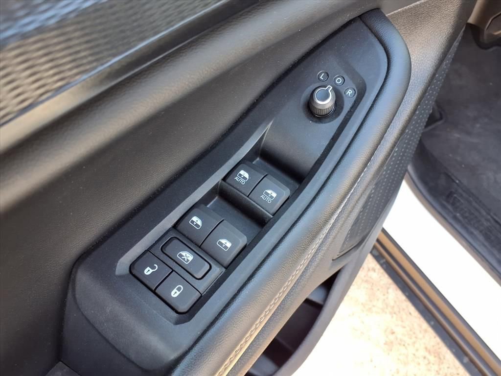 Used 2024 Jeep Grand Cherokee L Laredo image 23