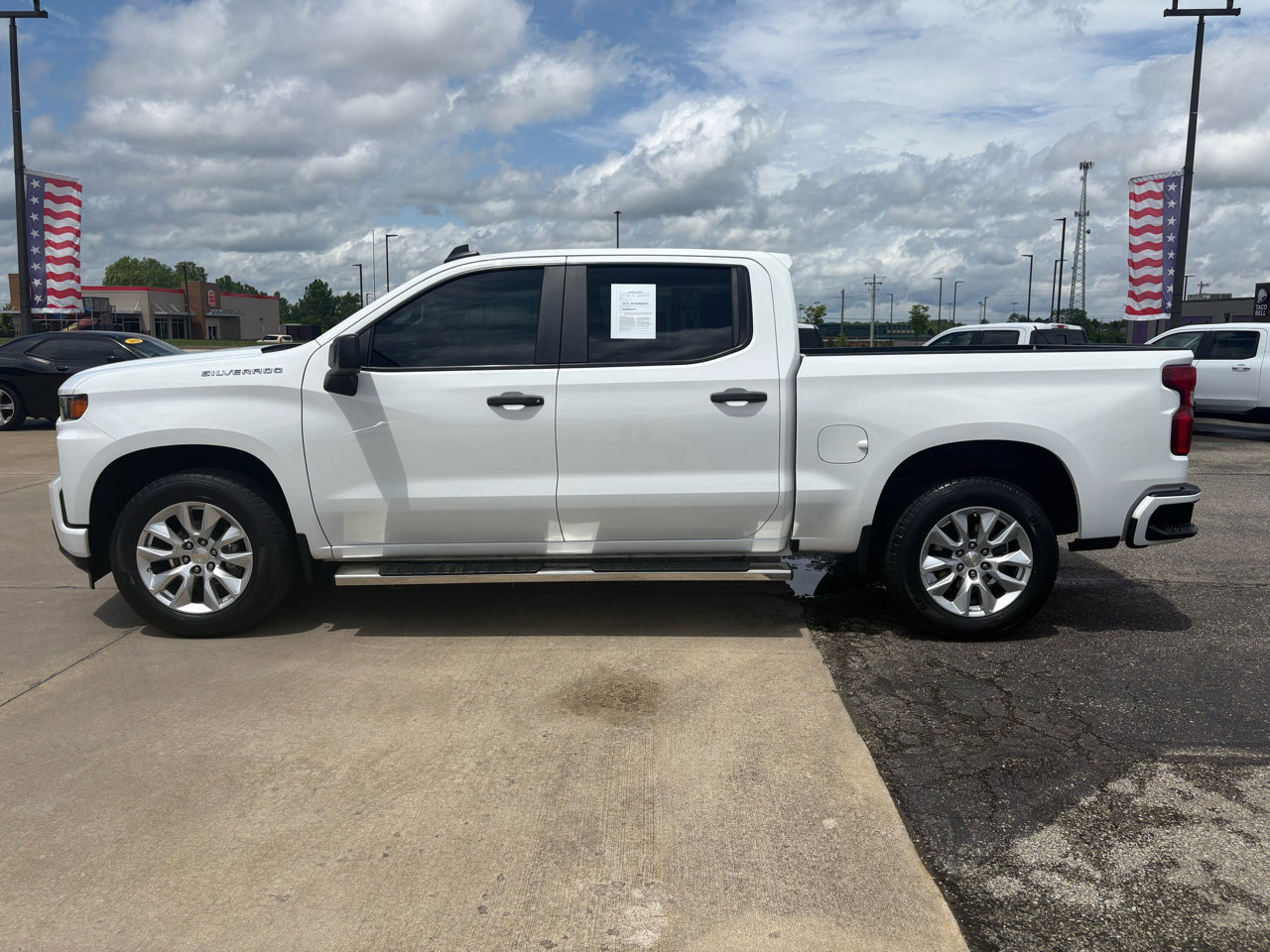 Used 2020 Chevrolet Silverado 1500 Custom w/ Custom Value Package image 4