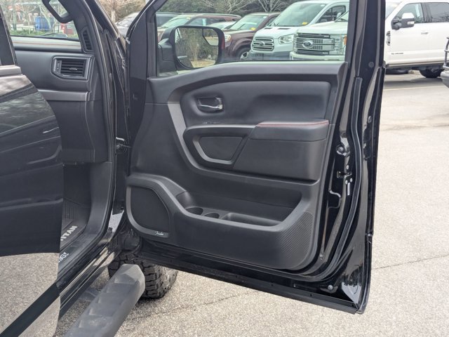 Used 2021 Nissan Titan PRO-4X w/ Pro-4x Convenience Package image 37