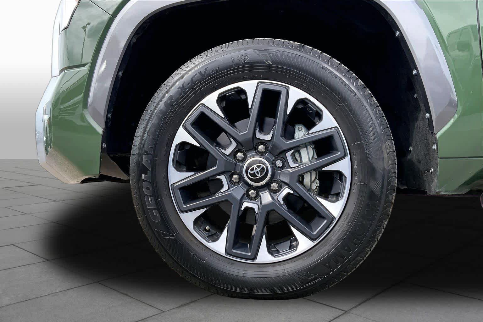 Used 2023 Toyota Tundra Limited w/ Power Package RWD image 11