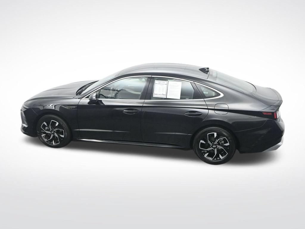Used 2025 Hyundai Sonata SEL FWD image 37