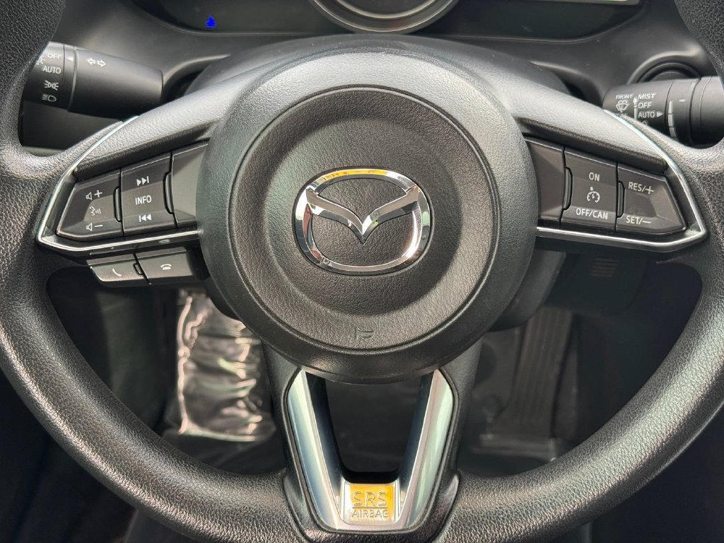 Used 2018 MAZDA MAZDA3 Sport w/ Preferred Equipment Package FWD image 10