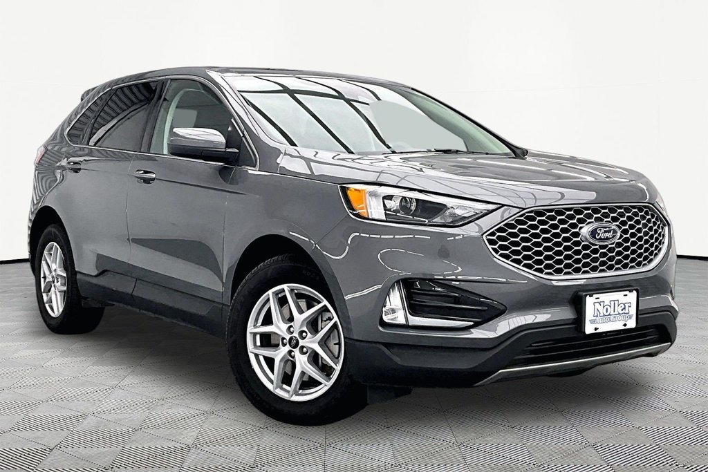 Certified 2024 Ford Edge SEL w/ Convenience Package AWD/4WD image 12