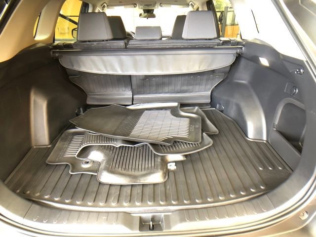 Used 2023 Toyota RAV4 XLE image 17