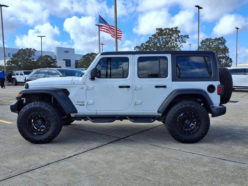 Used 2018 Jeep Wrangler Unlimited Sport image 3