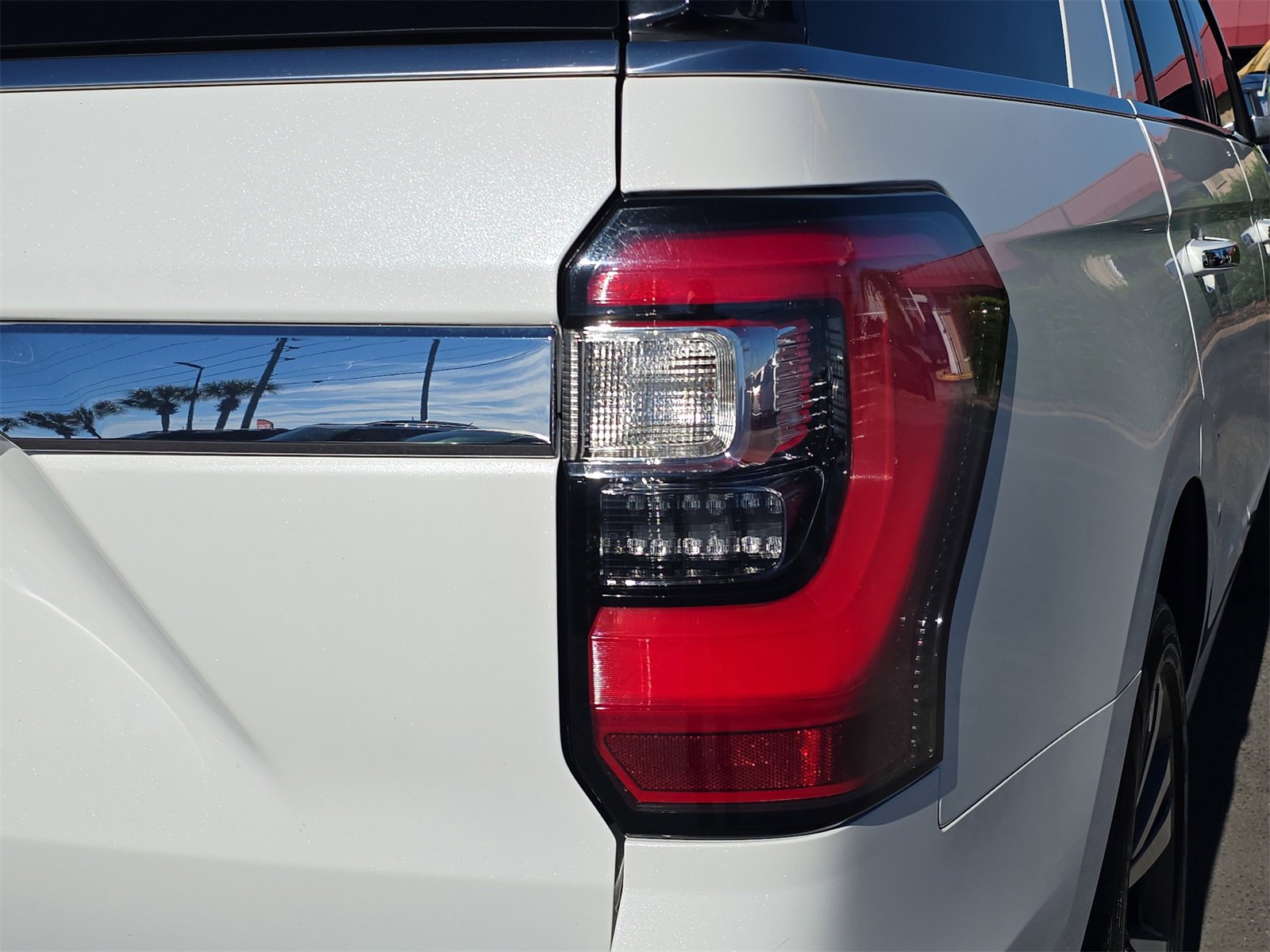 Certified 2021 Ford Expedition Limited image 6