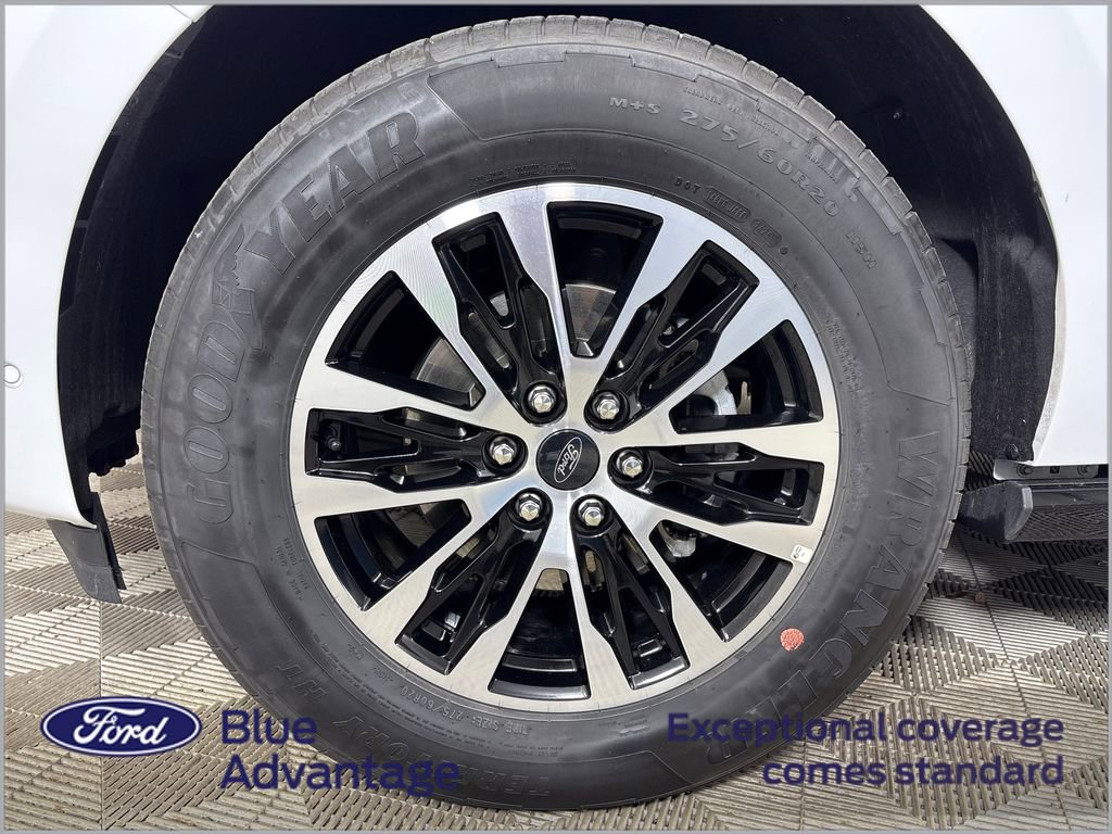 Certified 2025 Ford Expedition Max Platinum AWD/4WD image 13