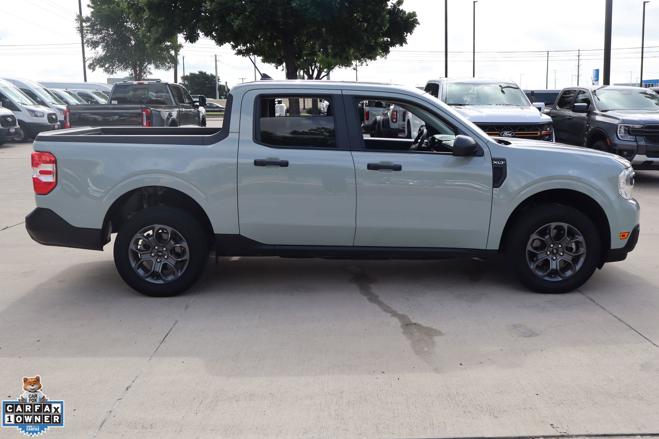 Certified 2023 Ford Maverick XLT FWD image 2