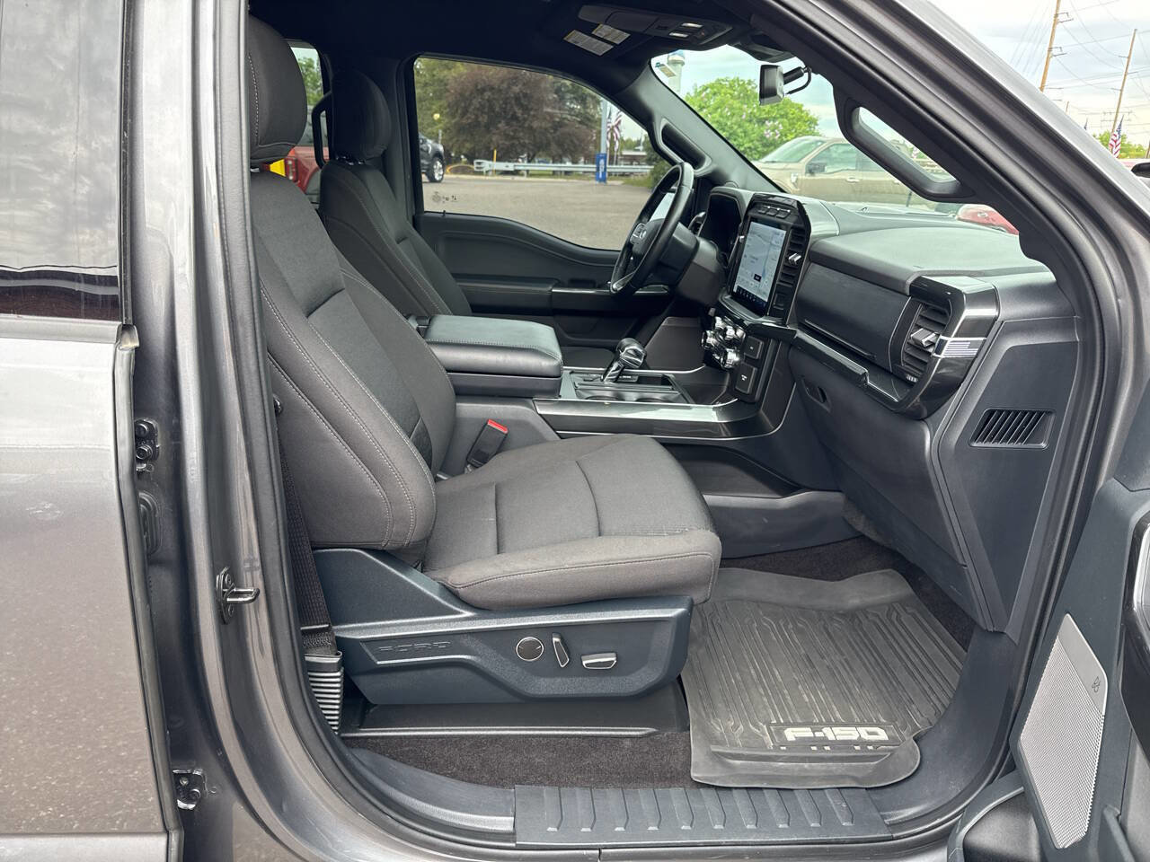 Certified 2021 Ford F150 XLT w/ Equipment Group 302A High image 15