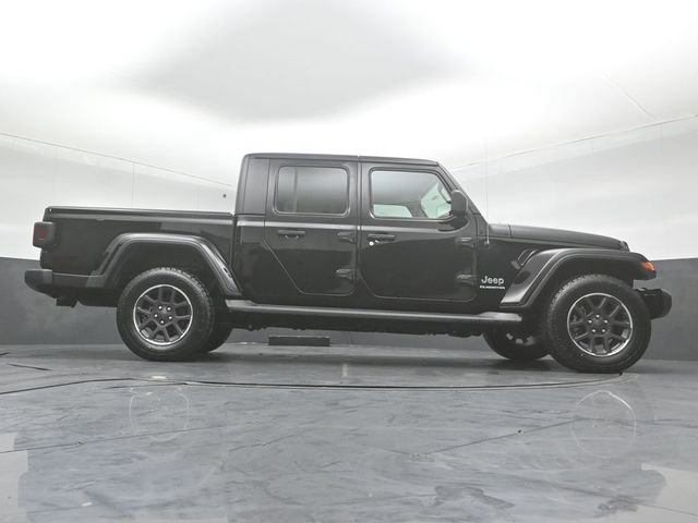 Used 2021 Jeep Gladiator Overland w/ Cold Weather Group image 18