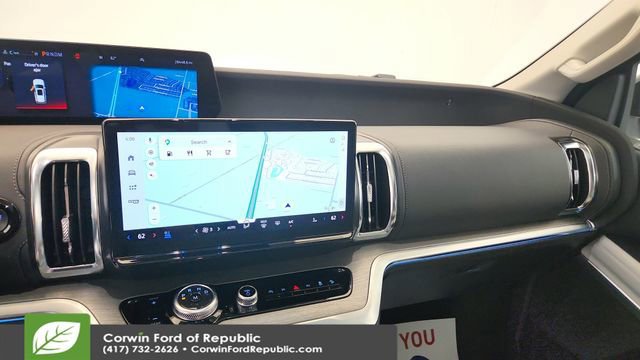 Certified 2025 Ford Expedition Platinum w/ Driver's Package image 21