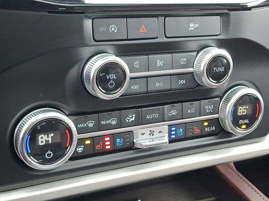 Certified 2024 Ford Expedition Limited image 18