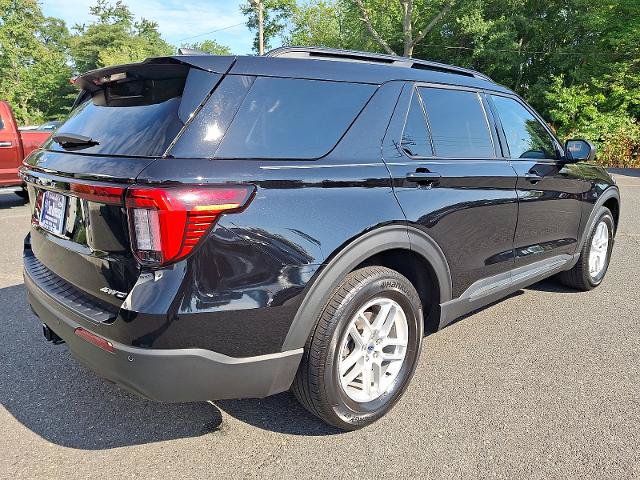 Certified 2025 Ford Explorer Active AWD/4WD image 6
