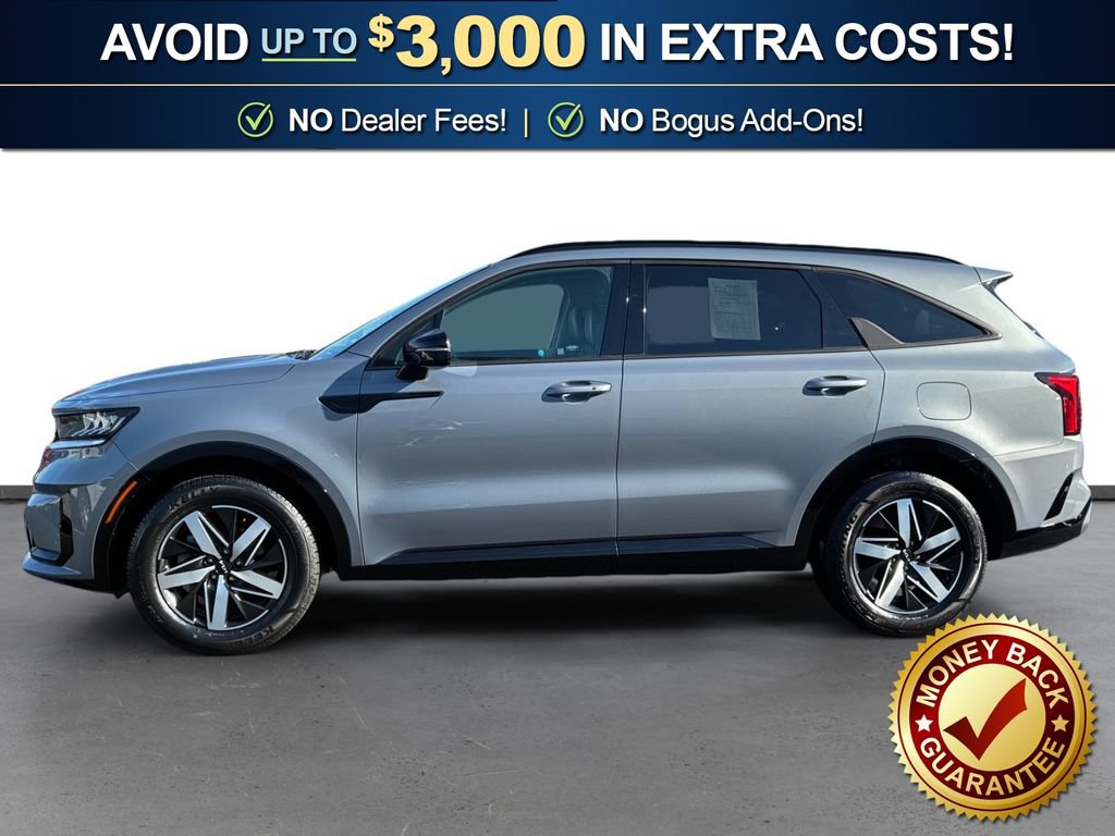Used 2022 Kia Sorento S w/ Panoramic Sunroof Package FWD image 2
