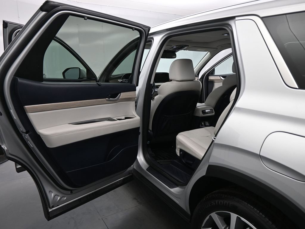 Used 2022 Hyundai Palisade SEL w/ Premium Package image 20