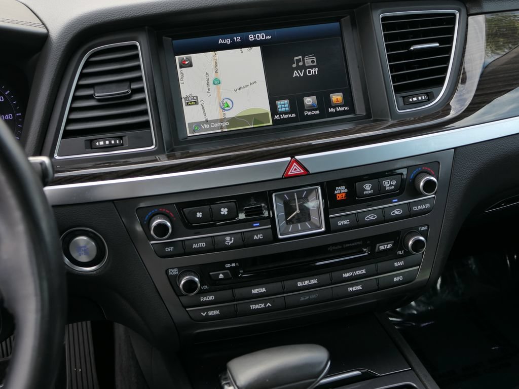 Used 2018 Genesis G80 3.8 RWD image 21