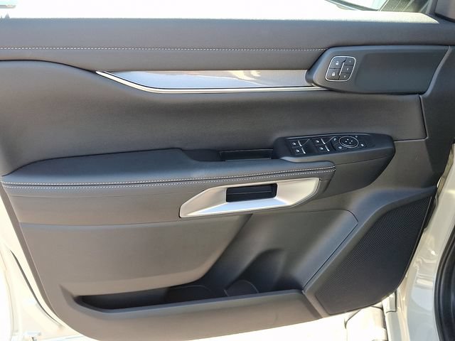 Certified 2025 Ford Ranger Lariat w/ FX4 Off-Road Package AWD/4WD image 9