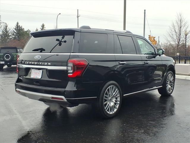 Certified 2024 Ford Expedition Platinum image 4