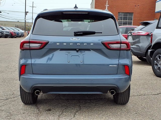 Certified 2024 Ford Escape ST-Line w/ Tech Pack #1 AWD/4WD image 22
