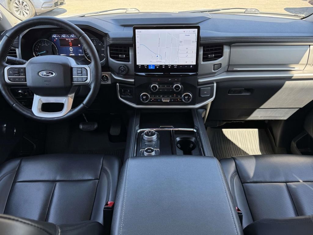 Certified 2022 Ford Expedition XLT image 7