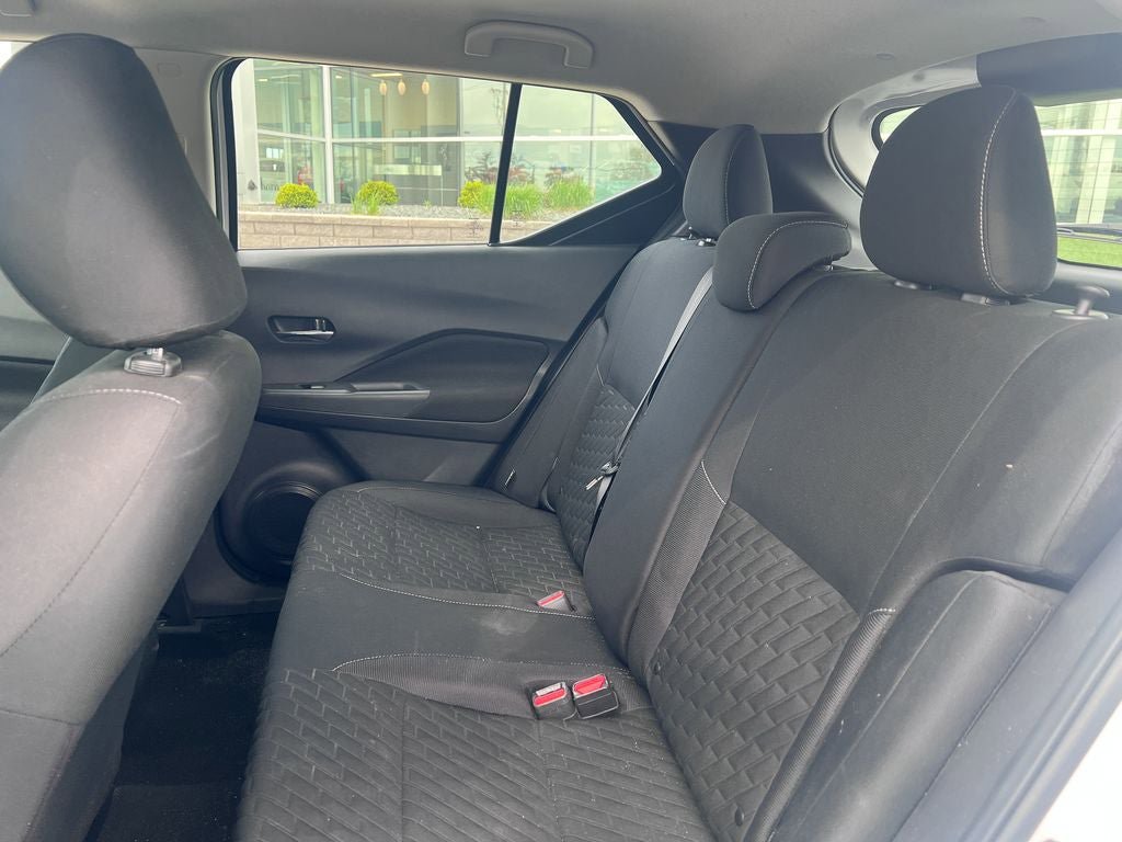 Used 2021 Nissan Kicks SV FWD image 12