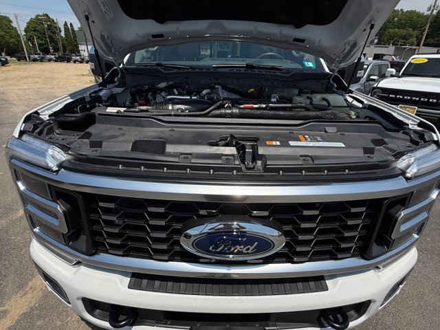 Certified 2026 Ford F450 Platinum w/ Platinum Plus Package AWD/4WD image 35