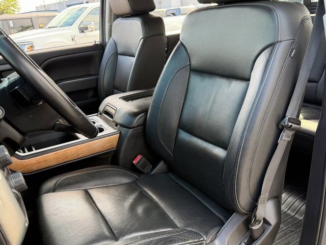 Used 2018 Chevrolet Silverado 1500 LTZ w/ LTZ Plus Package AWD/4WD image 9