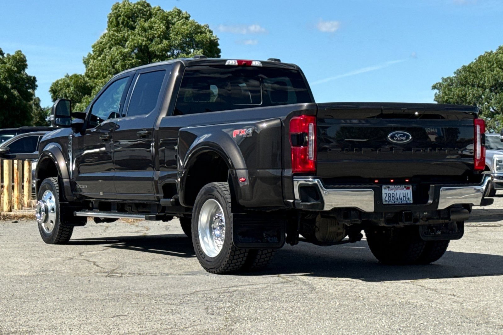 Certified 2024 Ford F450 Lariat w/ FX4 Off-Road Package AWD/4WD image 6