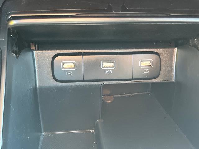 Used 2021 Kia Sorento LX image 13