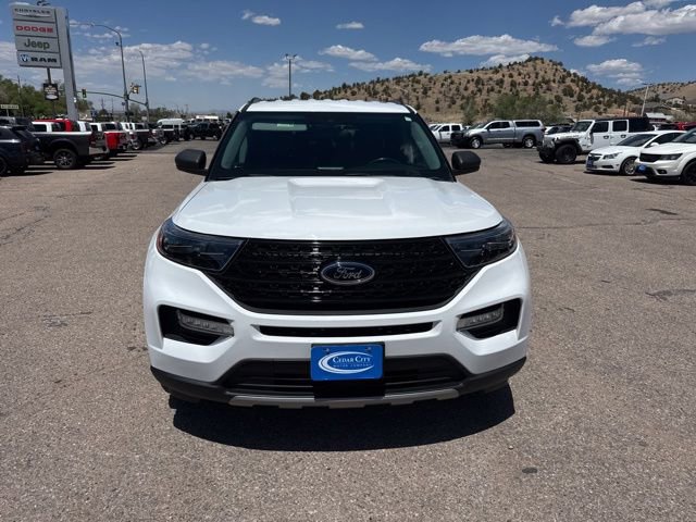 Certified 2021 Ford Explorer XLT w/ Equipment Group 202A AWD/4WD image 2