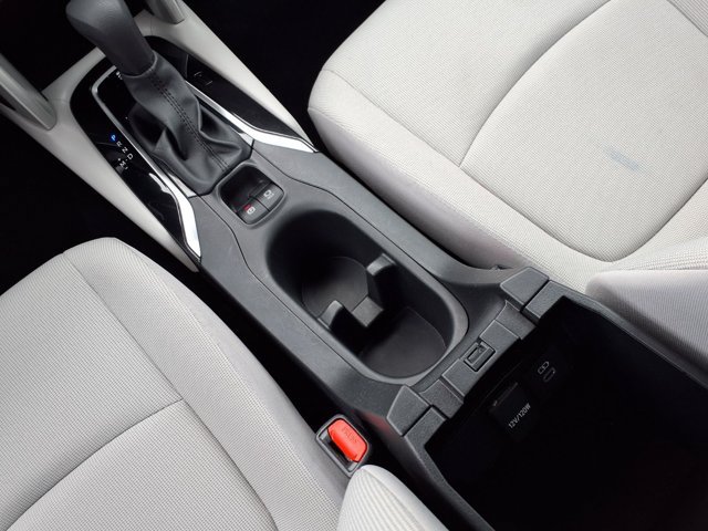 Used 2024 Toyota Corolla Cross L FWD image 11