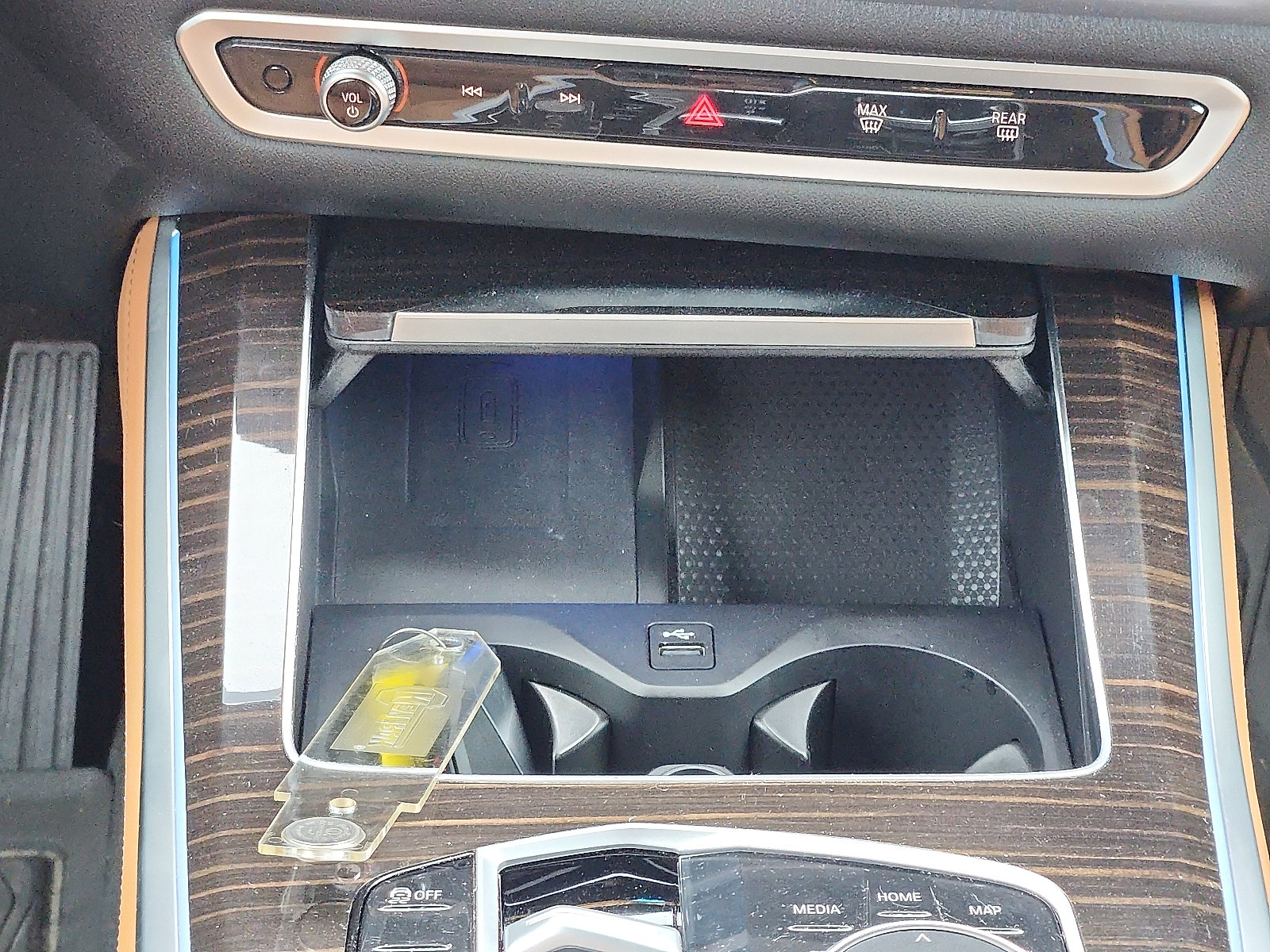 Used 2024 BMW X5 xDrive40i w/ Premium Package image 19