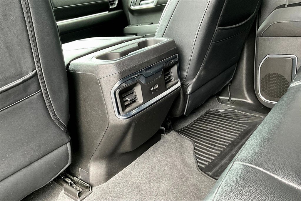 Used 2023 GMC Sierra 1500 Elevation w/ Preferred Package AWD/4WD image 15