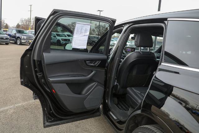 Used 2017 Audi Q7 3.0T Premium image 24