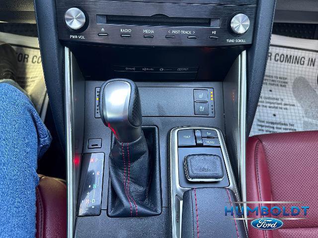 Used 2018 Lexus IS 300 AWD image 27