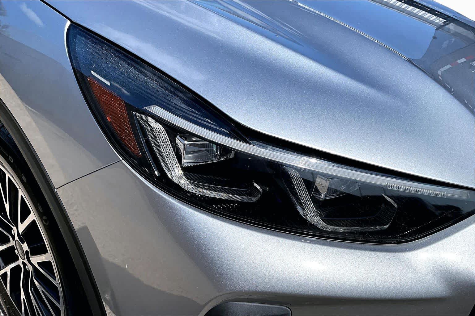 Certified 2023 Ford Escape SE w/ PHEV Premium Package FWD image 27