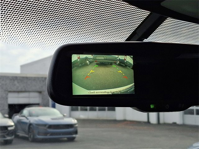 Used 2019 Nissan 370Z Roadster image 16