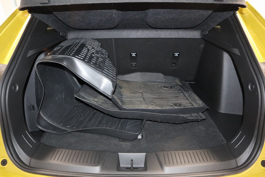 Used 2024 Chevrolet Trax RS w/ Driver Confidence Package image 16