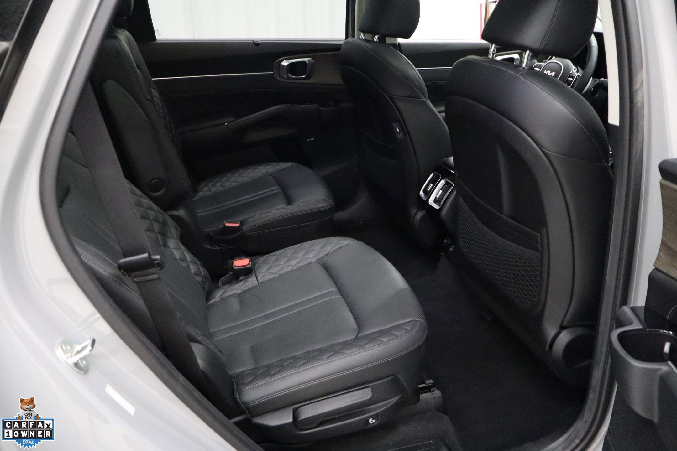 Used 2023 Kia Sorento SX Prestige image 26