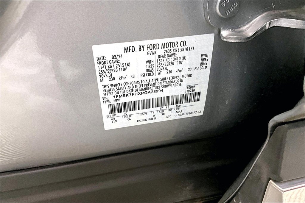Certified 2024 Ford Explorer Limited image 27