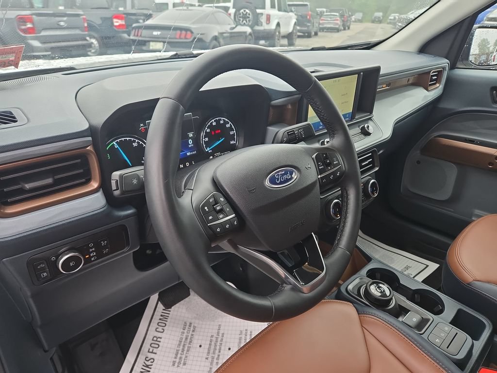 Certified 2024 Ford Maverick Lariat FWD image 7