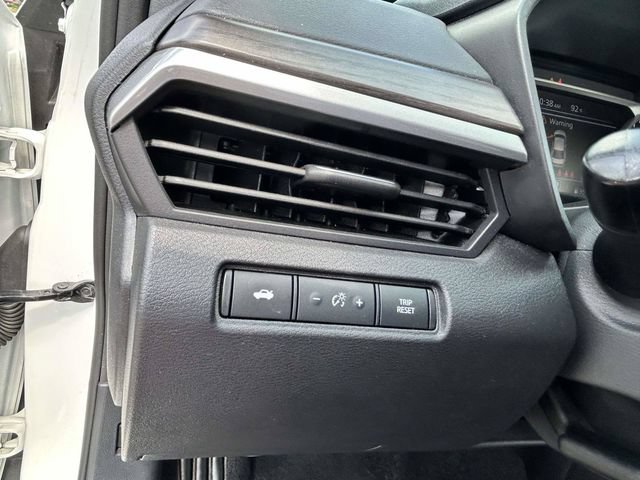 Used 2025 Nissan Altima 2.5 SV FWD image 18