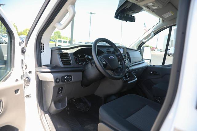 Certified 2025 Ford Transit 250 Low Roof w/ Exterior Upgrade Package RWD image 25